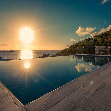 Sunset Palm - Villa Creole Avec Piscine Face Au Coucher De Soleil Et A La Reserve Cousteau Bouillante Εξωτερικό φωτογραφία